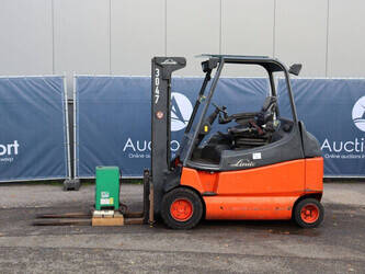 Image de CHARIOTS ÉLÉVATEURS 2007 Linde E30/03/600