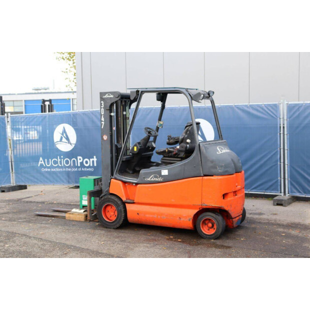 2007 Linde E30/03/600-42991183