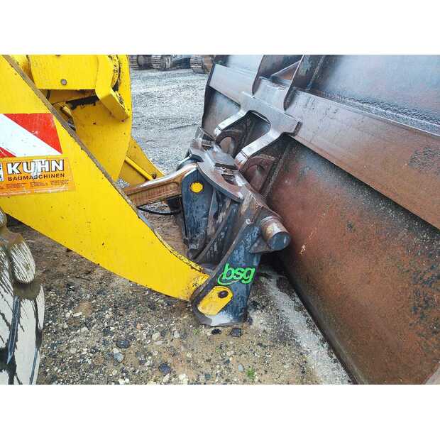 2022 Komatsu WA380-8EO-42997383