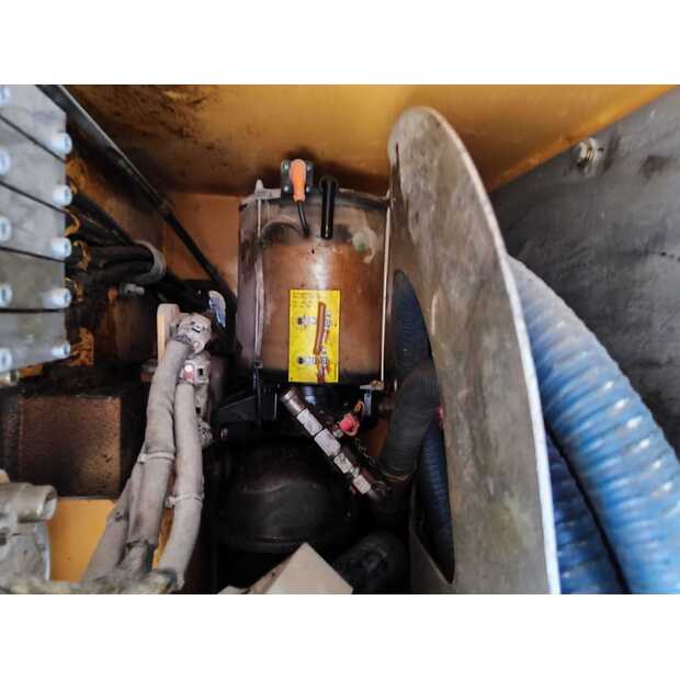 2015 Liebherr R920-42997405