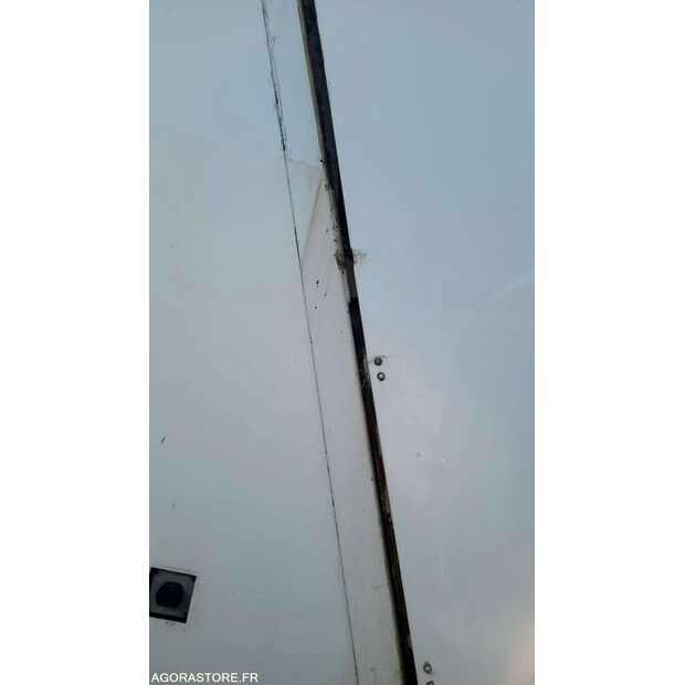 2012 مرسيدس بنز 2633-43005438