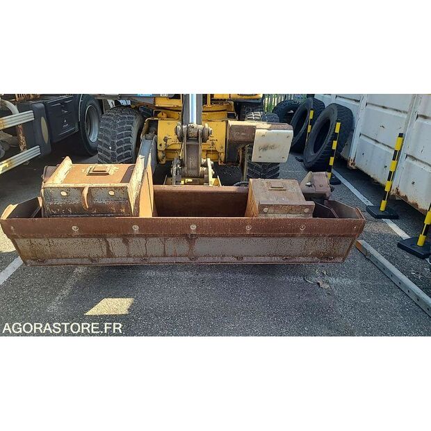 2003 ميكالاك 10 MSX-43005514