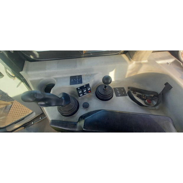 2012 Caterpillar D6T-43007083