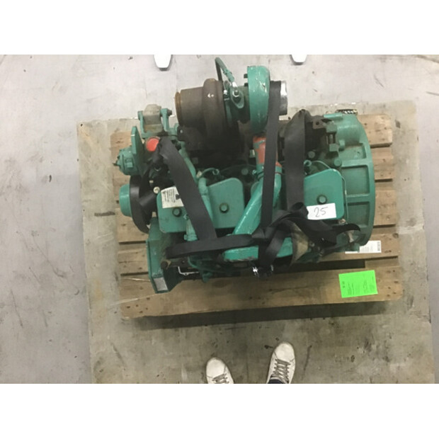 CUMMINS 4BT3.9 CPL 8534 USED-43007945