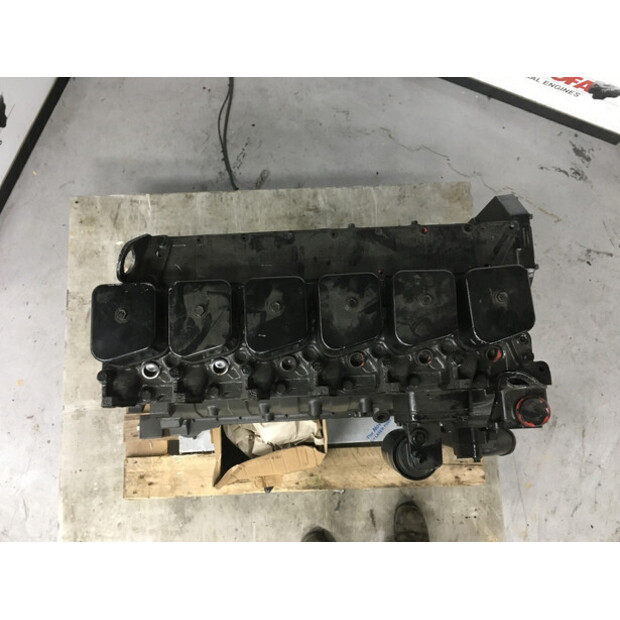CUMMINS 6T-590 LONGBLOCK-43008103