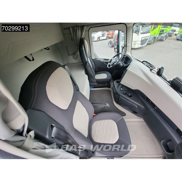 2023 Ford F-Max 500-43008133