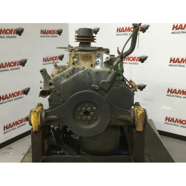 KOMATSU S6D125E-2 USED-43008467