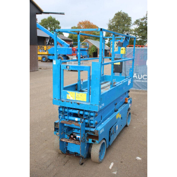 2013 Genie GS2032-43008573