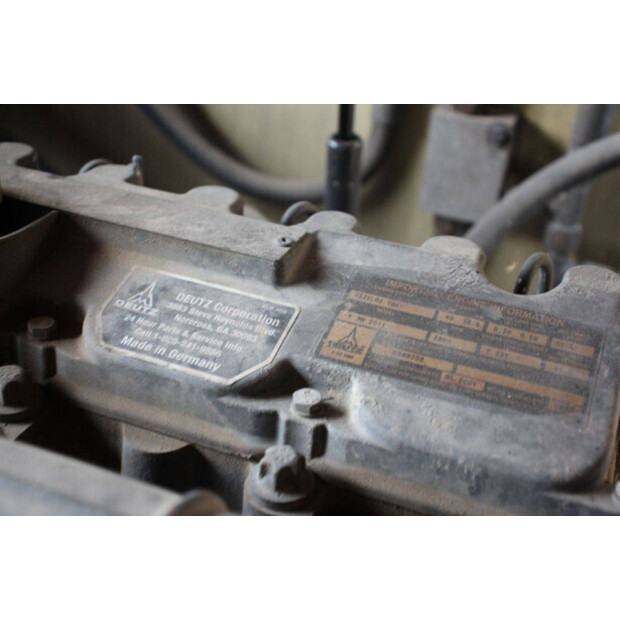 2004 جيه ال جي 460SJ-43008930
