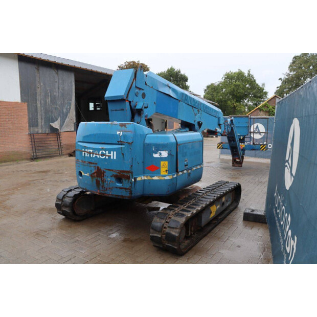 2001 هيتاشى HX140B-43009048