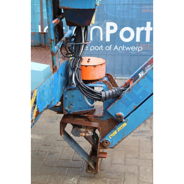 2001 هيتاشى HX140B-43009063