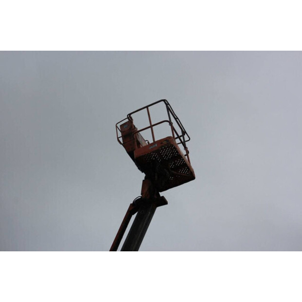 2000 Hitachi HX99B-43009204