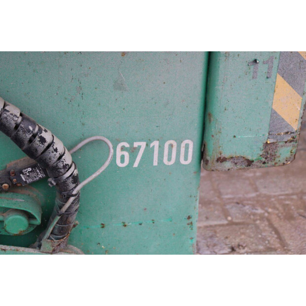 2000 UPRIGHT SL20-43009334