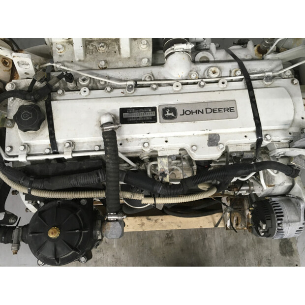 JOHN DEERE 6090SFM75 USED-43009513