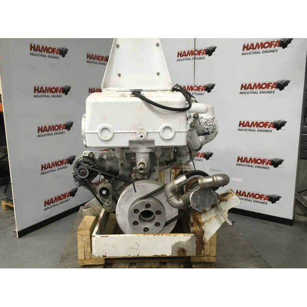 JOHN DEERE 6090SFM75 USED-43009716