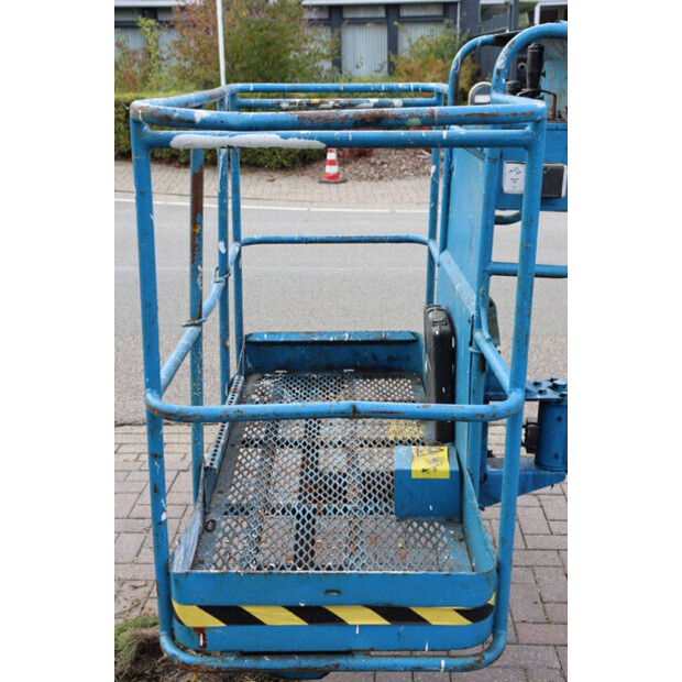 2000 Genie Z-45/25J-43009809