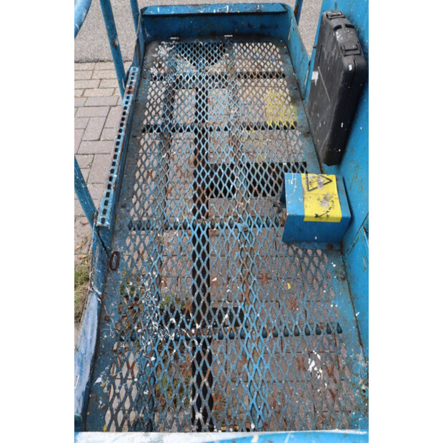 2000 Genie Z-45/25J-43009810