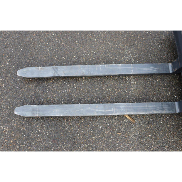 2018 ليندي E15-02-43009840