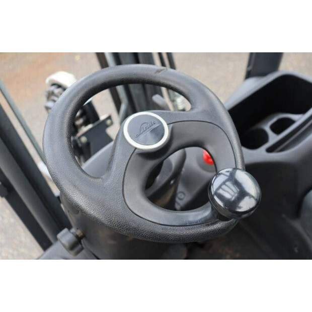 2018 ليندي E15-02-43009855