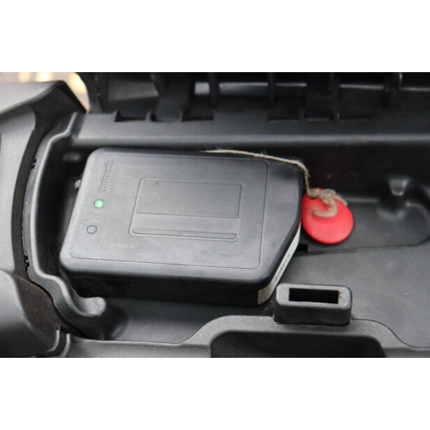 2018 ليندي E16C-02-43009916