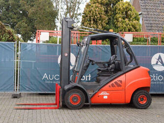 Image for LIFTS 2010 Linde H35D-01