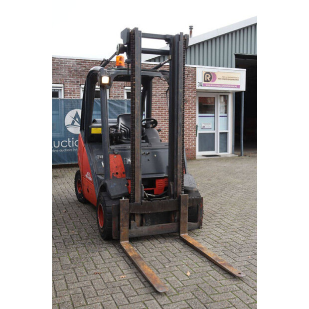 2002 Linde H25T-43010320