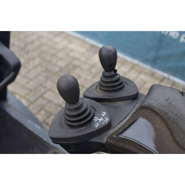 2002 Linde H25T-43010345