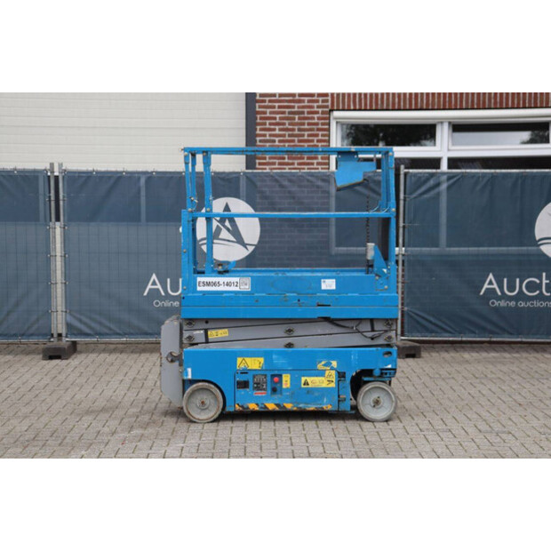 2014 Genie GS1532-43010411