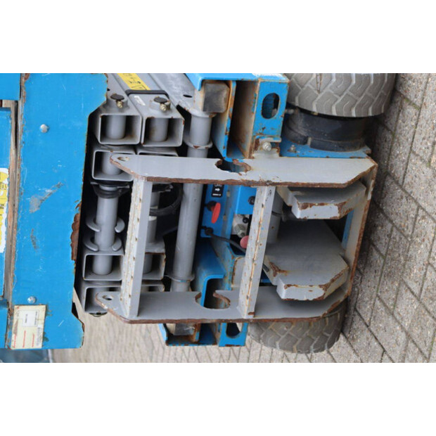 2014 Genie GS1532-43010419