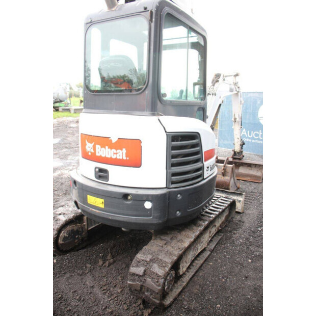 2015 BOBCAT E26-43011024