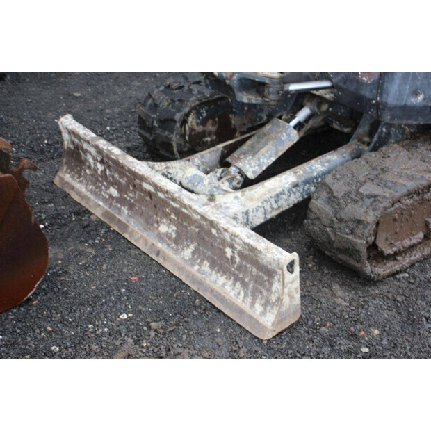 2015 BOBCAT E26-43011032