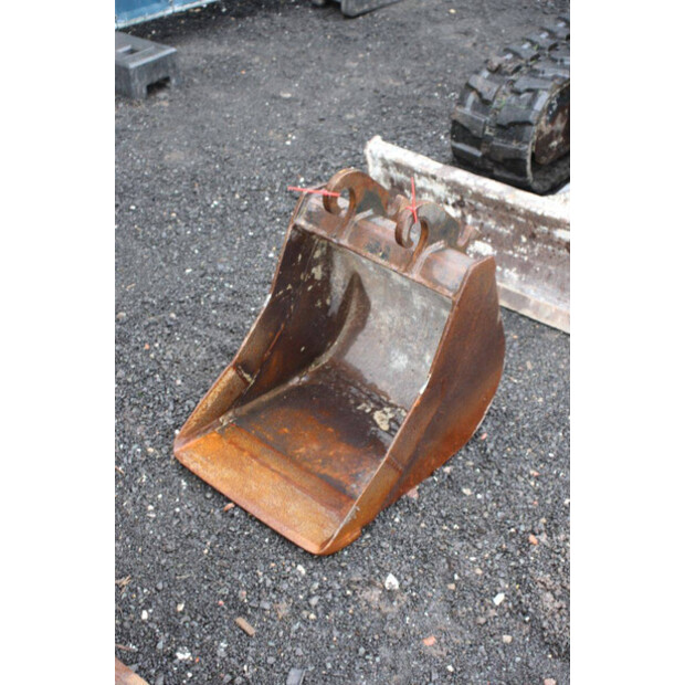 2015 BOBCAT E26-43011035