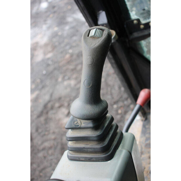 2015 BOBCAT E26-43011058