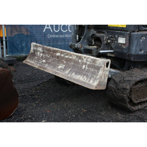 2015 BOBCAT E26-43011061