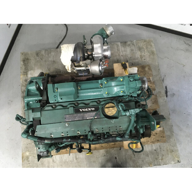 VOLVO D4E EAE3 CORE-43011294