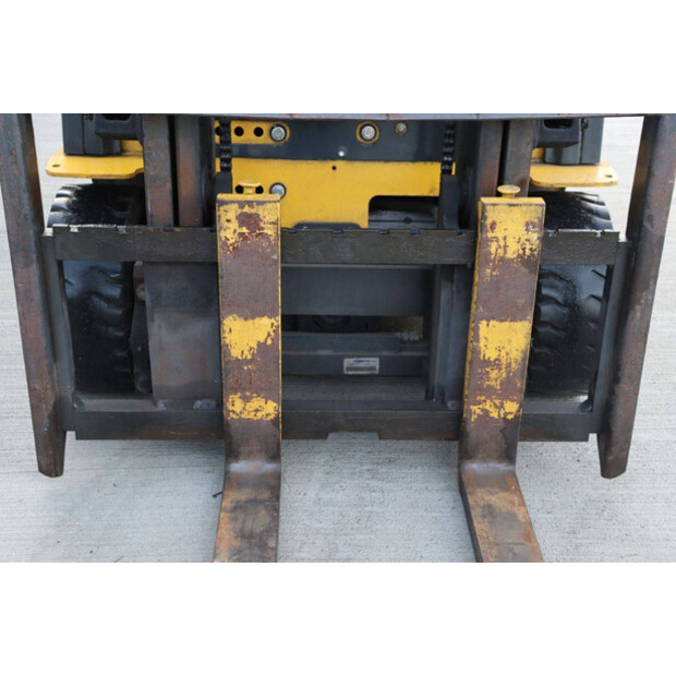 2010 كوماتسو FB18M-12-43011367