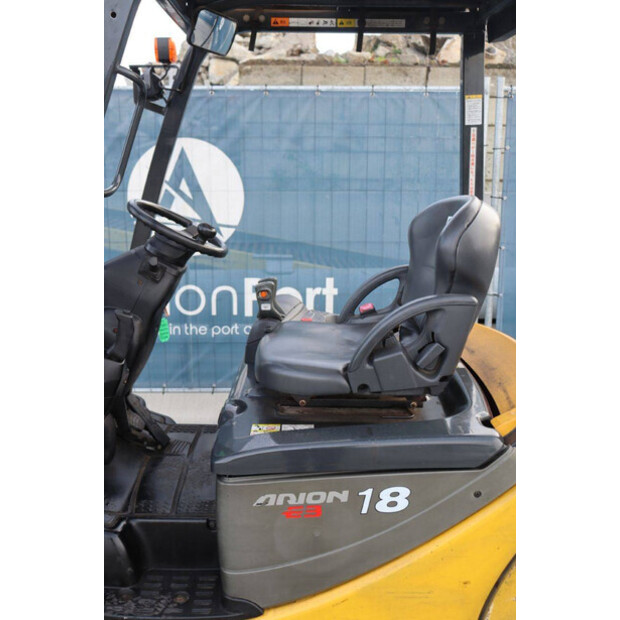 2010 كوماتسو FB18M-12-43011378