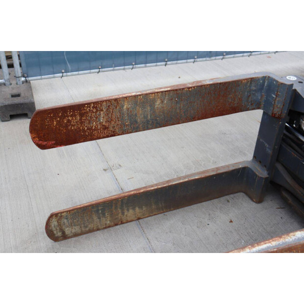 2007 كوماتسو FB20EX-11-43011542
