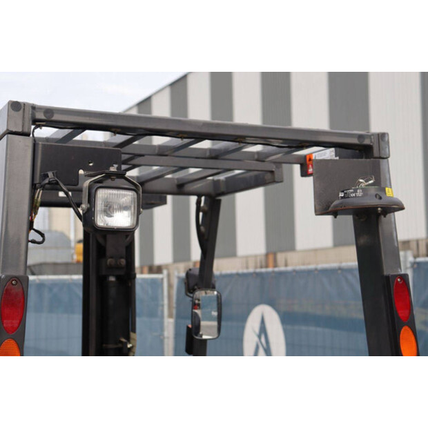 يونيكاريرز J1B1115U-43011697