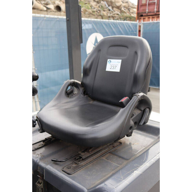 يونيكاريرز J1B1115U-43011702