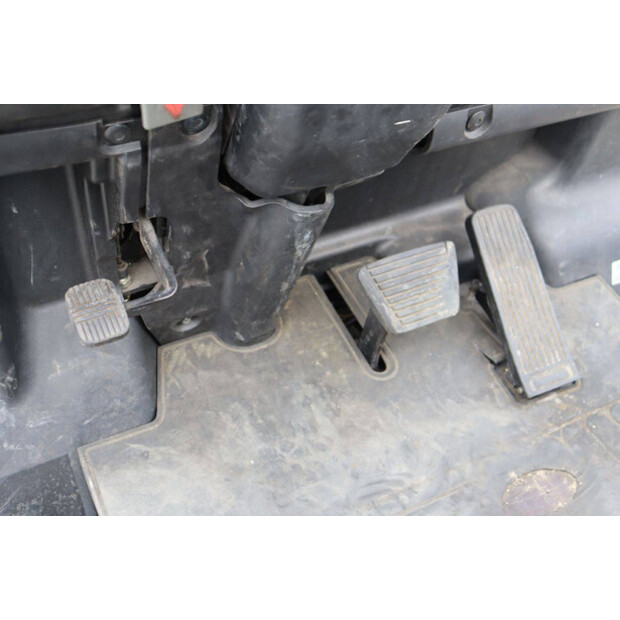 يونيكاريرز J1B1115U-43011704