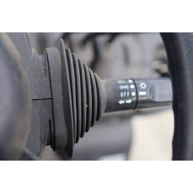 يونيكاريرز J1B1115U-43011707