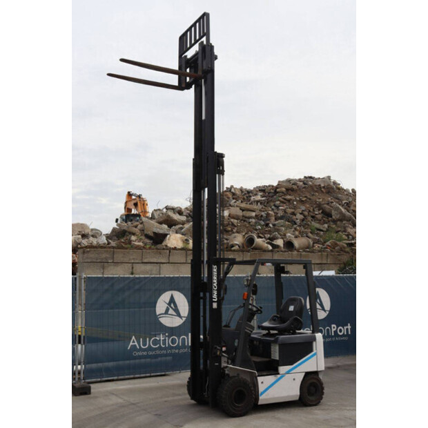 يونيكاريرز J1B1115U-43011714