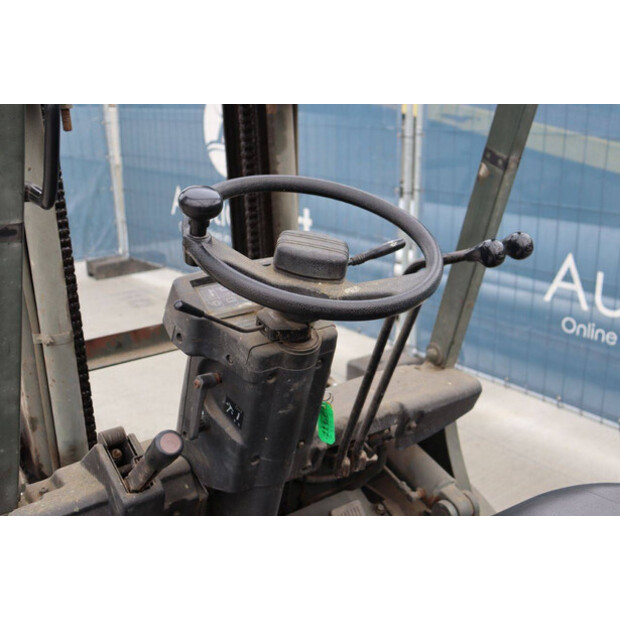 2002 ميتسوبيشي FB20-43011753