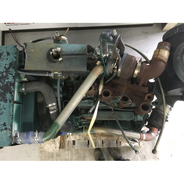 JOHN DEERE 4045HF485 USED-43011984