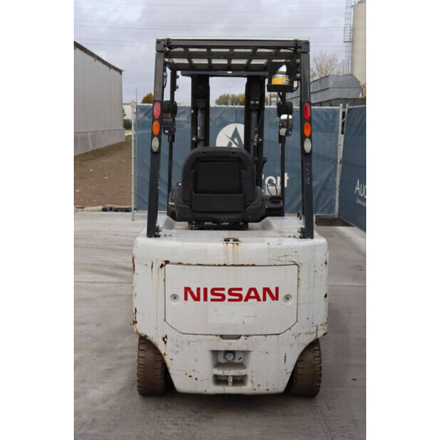 2012 نيسان T1B2-43012128