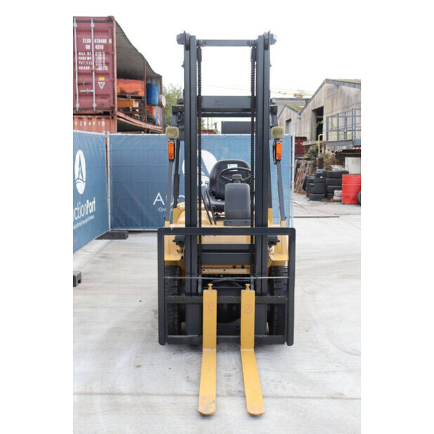 2001 MITSUBISHI FG20T-43012226