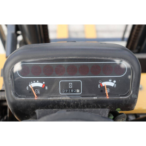 2001 MITSUBISHI FG20T-43012243