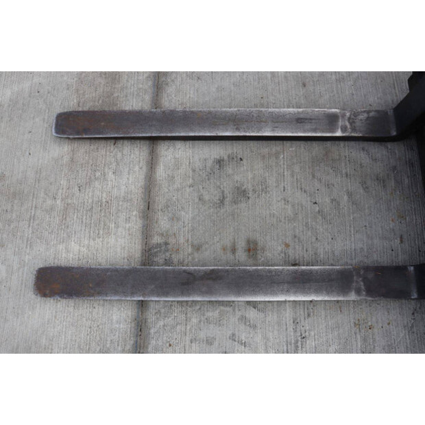 2003 NISSAN XP01-43012274
