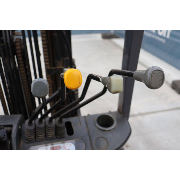 2012 تي سي ام TCM-FG25T-3-43012337